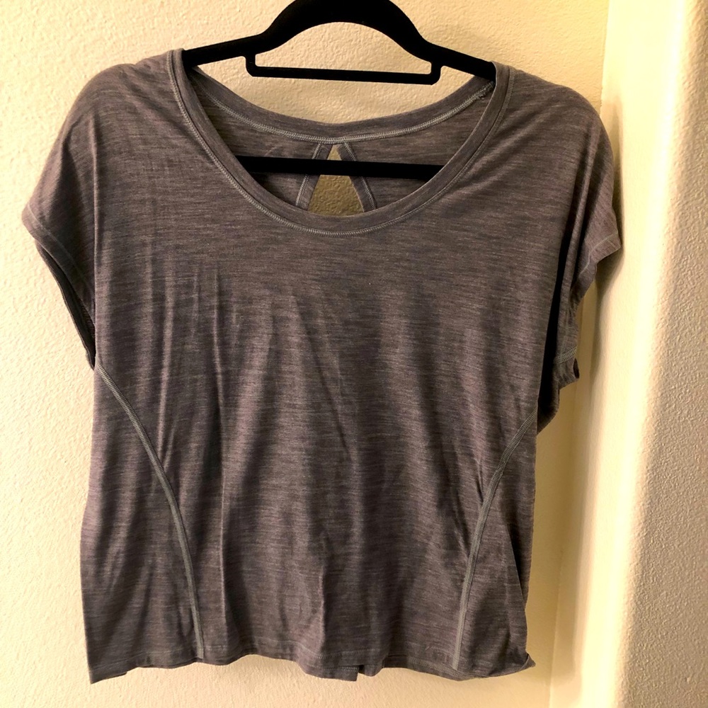 Lululemon top